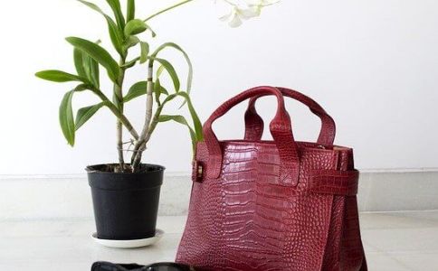开女包店名字推荐 开女包店名字推荐