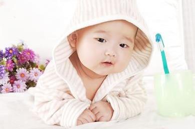 六月出生的好听的名字姓莫男孩